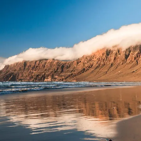 Apartment Home2book Bright Sea View *